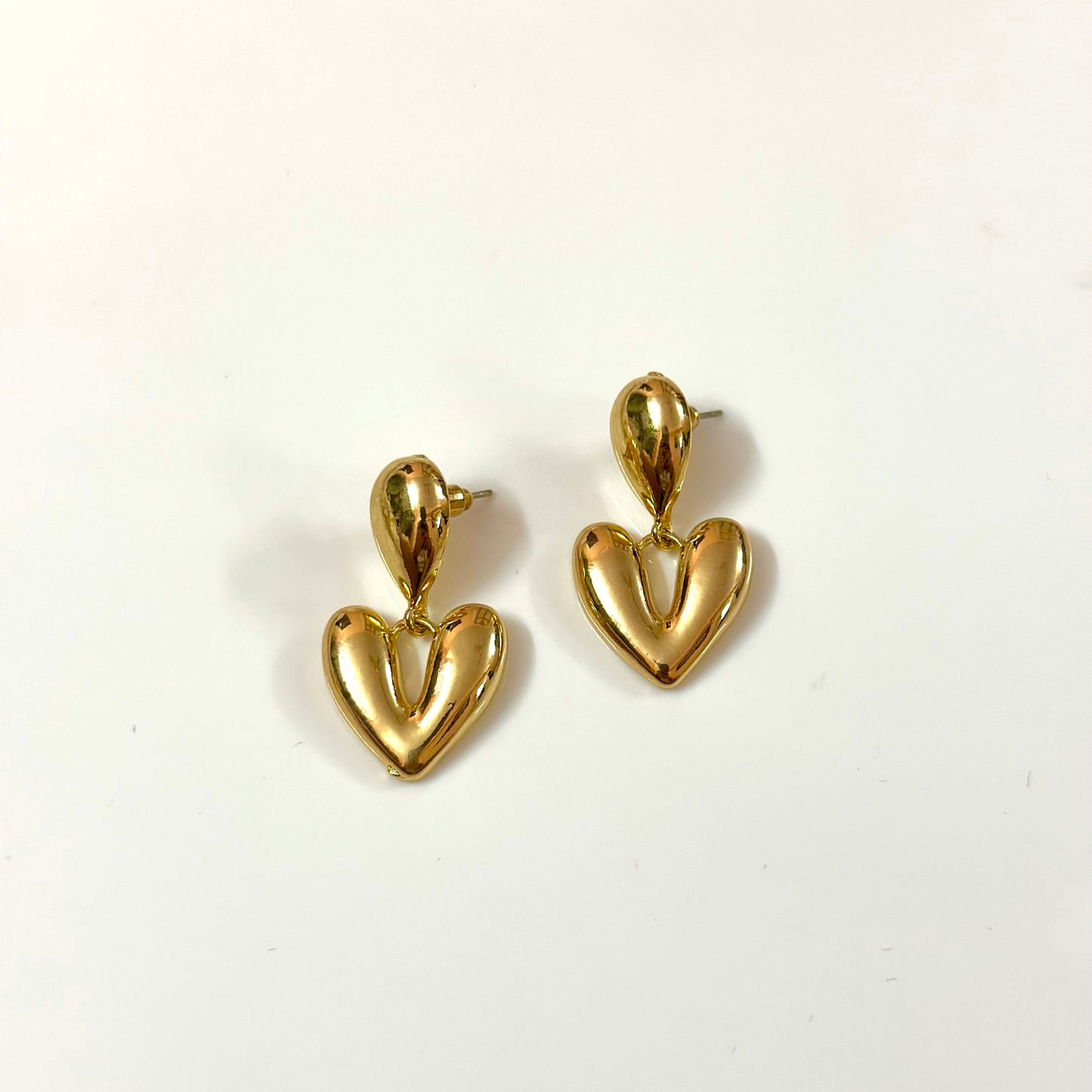 Lobe studs