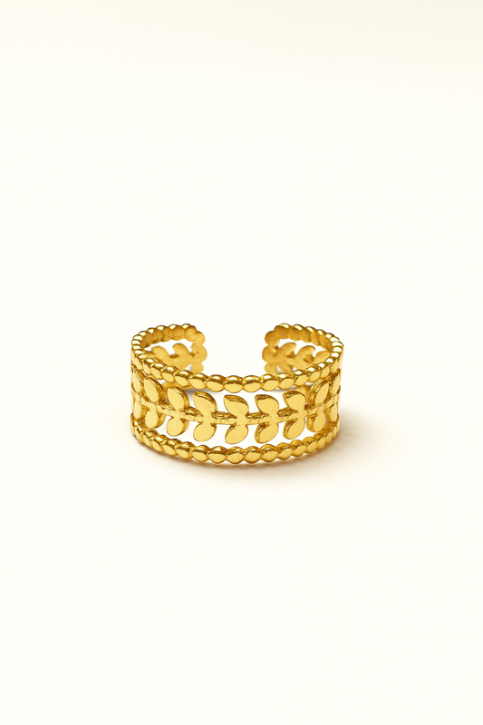 Leafy ring