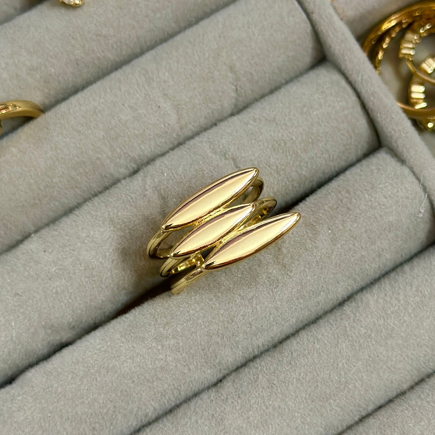 TRIO STACK RING
