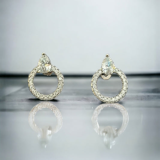AD WREATH STUDS