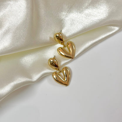 Lobe studs